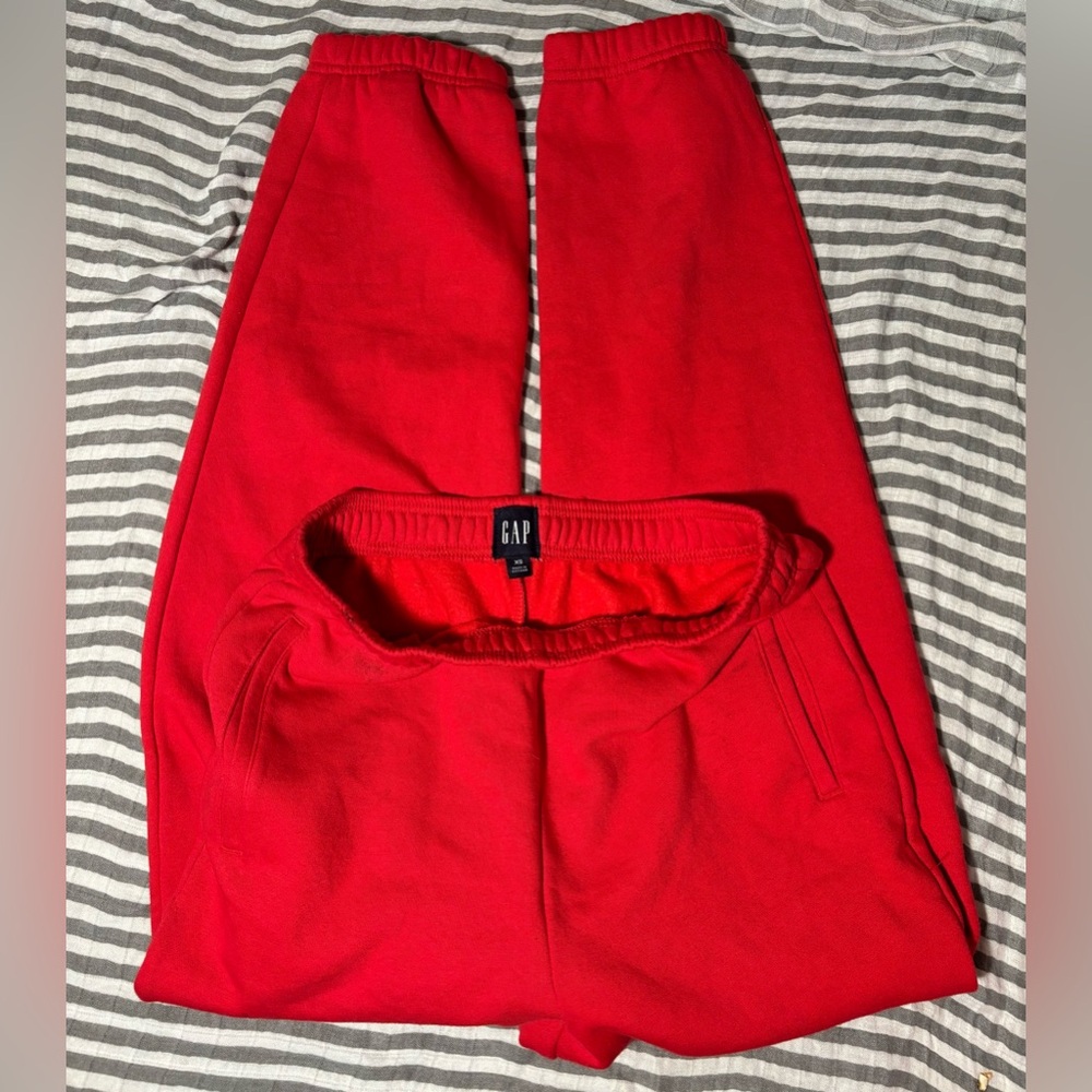 GAP Joggers